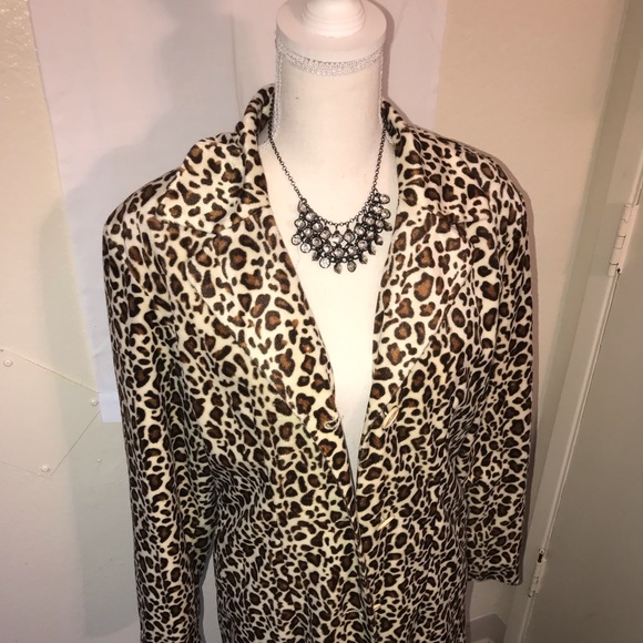 Faux cheetah jacket - Picture 2 of 8